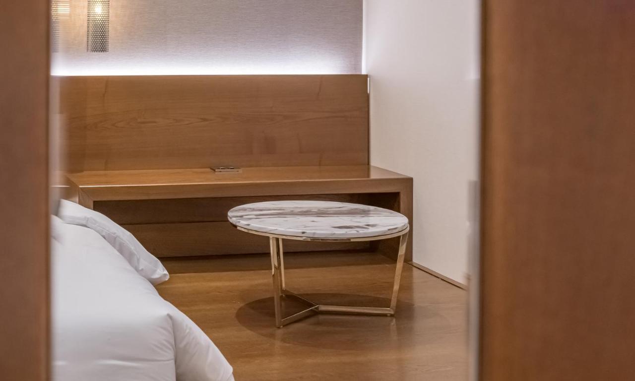Stubborn Hotel Кодже Екстер'єр фото